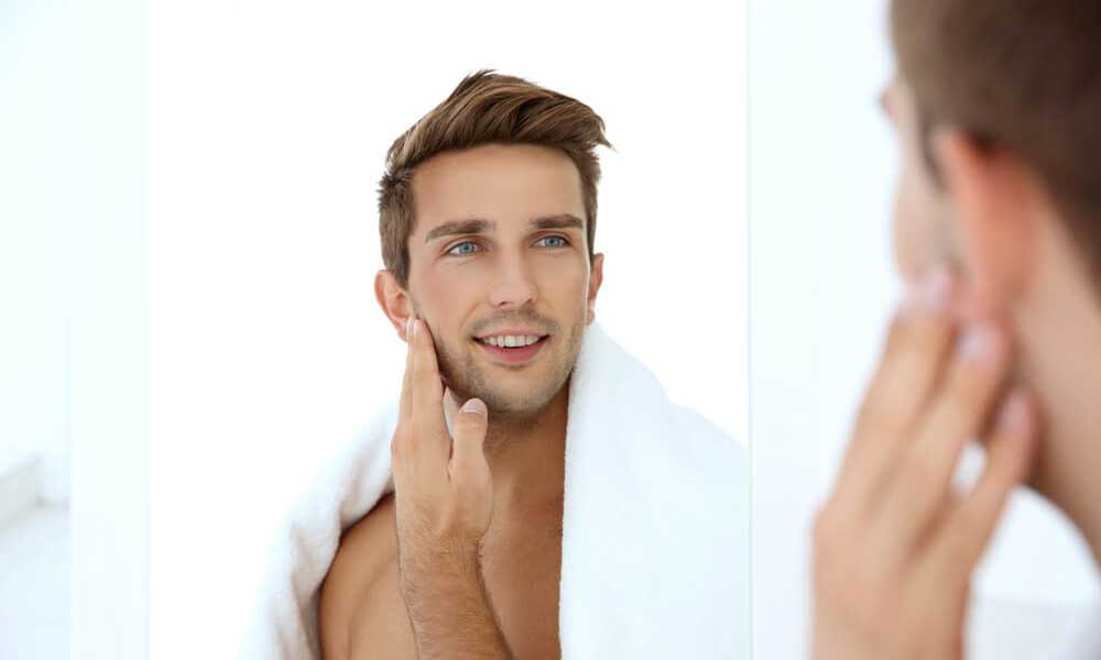 تصویری از لطافت پوست بعد از اصلاح صورت در آقایان