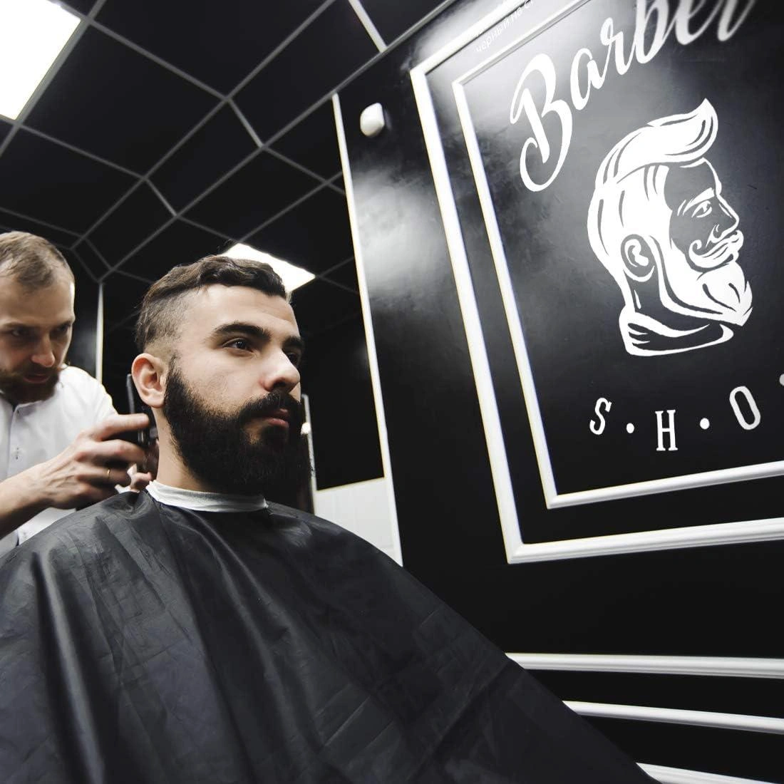 آرایشگر مردانه