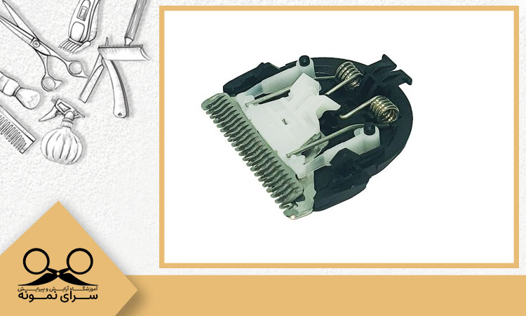 تمیز کردن تیغه ماشین اصلاح مردانه